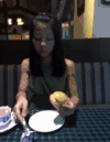 妹子 找亮点 吃货