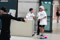 qzlGD志龙 帅气 墨镜 可爱