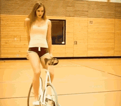 美女 倒骑 单车 技术