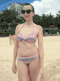 美女 沙滩 比基尼