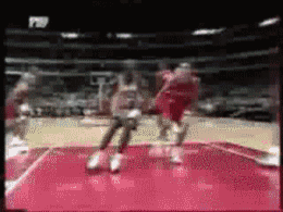 NBA 乔丹 弹跳 篮球 空中闪躲