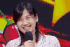 美女 笑容 天天向上 话筒