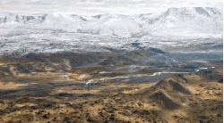 山 帕米尔高原 新疆 纪录片 航拍中国 蓝天 雪山
