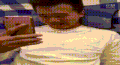 手机 开心 微笑 诡异