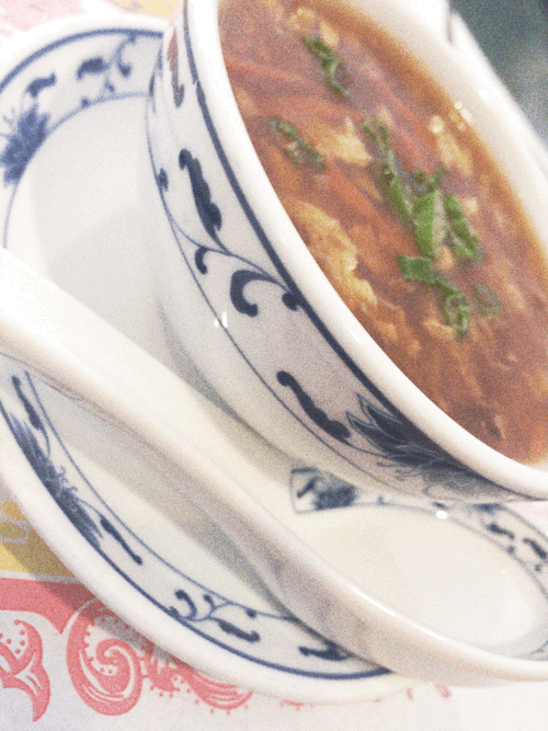 瓷碗 勺子 汤 营养 美食