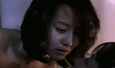 帅哥 美女 拥抱 接吻