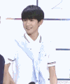 tfboys 王源 快乐大本营 打分 蠢萌 哈哈笑 明星爱豆