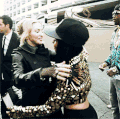 Billboard颁奖礼 麦当娜 尼基•米纳什 抱抱