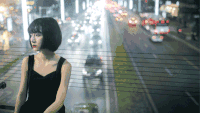 黑夜 美女 忧郁 车流