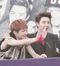 EXO hello 你好