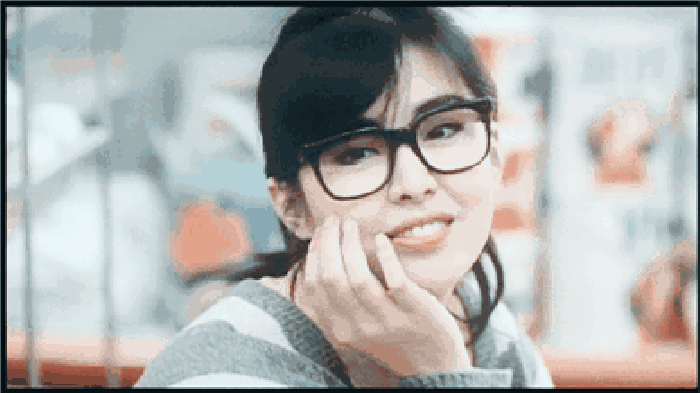 美女 眼镜 清纯 性感