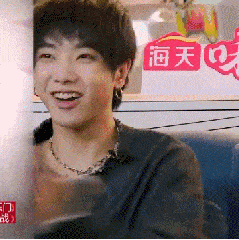 男神 华晨宇 搞笑 阳光 大笑