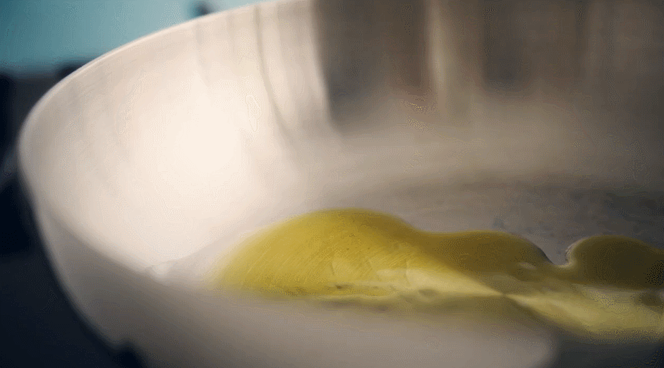 意大利干酪焗茄子 橄榄油 烹饪 美食系列短片 锅