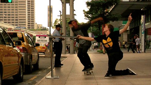滑板 skateboarding 跳高 伙伴 街头 组合技 警察 炫技 酷炫