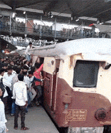 印度 火车 爆满 危险