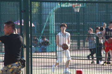 青春  运动  男神  杨洋 男友力 打篮球