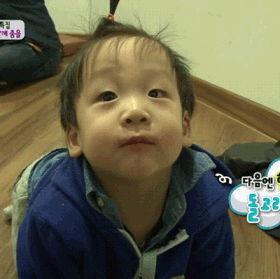 超人回来了 认真 开心 萌