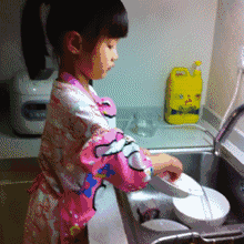 女孩 刷碗 能干 可爱