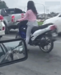 影視 搞笑 騎車 動作