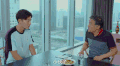 帅哥  美女  窗户  餐桌  惊讶