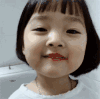 红嘴唇 跳舞 微笑 可爱
