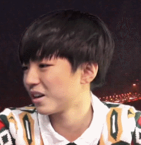 王俊凯 小鲜肉 青春活力 委婉微笑