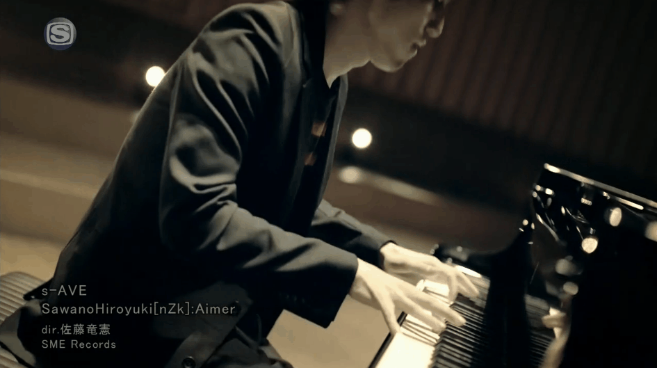 泽野弘之 迷人 弹钢琴