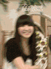 长发美女 举手 比划 笑容