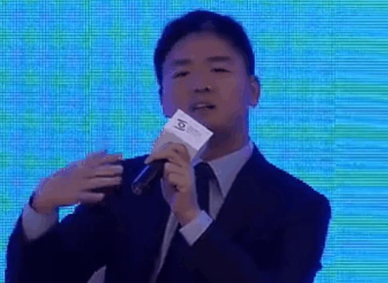京东GIF动态图_京东表情_京东GIF动图-SOOv动态情包复联杖图片