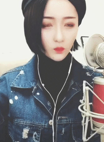 美女 迷人 好看 女神 可愛(ài)