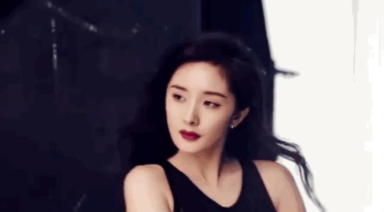 性感美女GIF动态图_性感美女表情_性感美女沐浴性感美女v动态图片