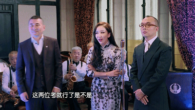 说话 手势 成熟 认真