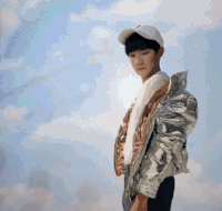 tfboys 王源 拍照 闪光灯 酷炫 高冷 魅力 明星爱豆