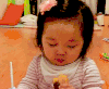 baby 萌娃 吃东西 可爱 卖萌