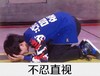 易烊千玺 小鲜肉 下跪 不忍直视