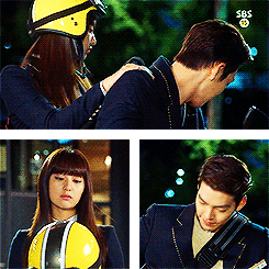 帅哥 美女 眼神 摩托车