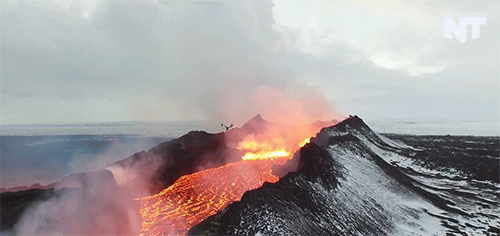 飞机 熔岩湖 火山喷发 自然现象
