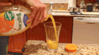 倒 果汁 水杯 橙汁
