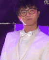 华晨宇 笑 眯眼 花花 眼镜