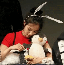 名井南 可爱 小企鹅 玩耍 兔子发箍