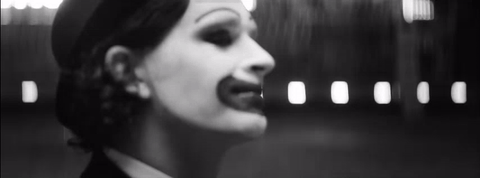 小丑  侧眼, 1975,  音乐视频,  改变主意