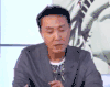 吴刚 比划 讲述 认真