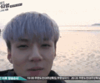 EXO 朴灿烈 挥手 打招呼