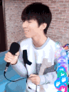王俊凯 美拍 直播 唱歌