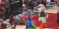 NBA 篮球  摔倒 追逐