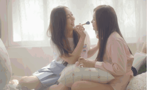 Gfriend MV Sweetie&Pie 化妆 好朋友 李承焕 美女