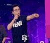 男选手 微笑 牛 斗图