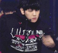 帅哥 exo 开心 兴奋