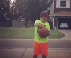 男孩 篮球 弹起 实验
