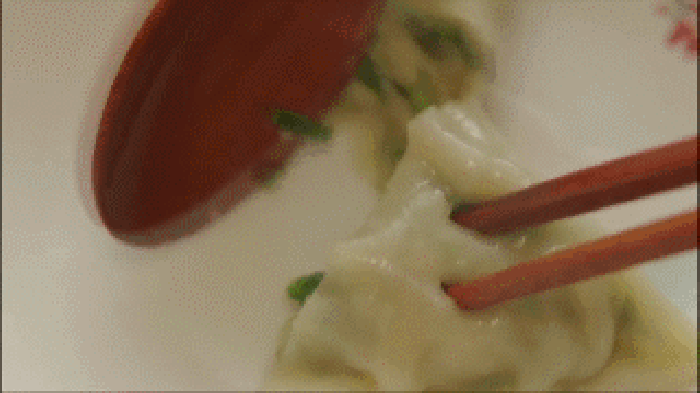 盘子  筷子   铲子 饺子
